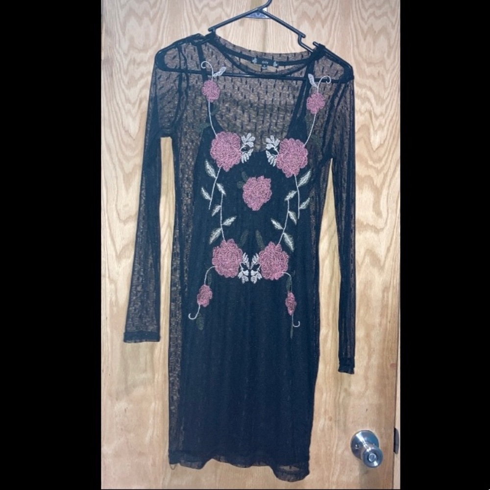 2 piece black lace dress